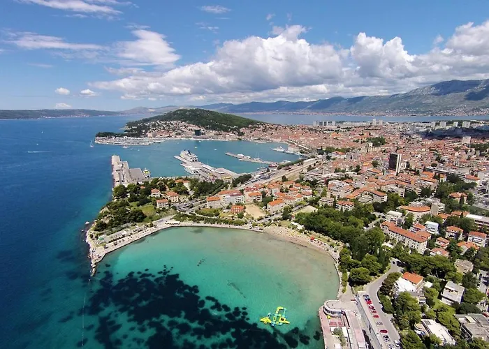 With Wifi - 13659 Split